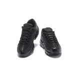 Nike Air Max 95 Essential 807443-001 in Schwarz