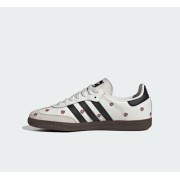 Adidas Samba OG Schuhe IF4398 – Weiße Ledersneaker mit Schwarzen Streifen und Blumenstickerei für Zeitlosen Streetstyle