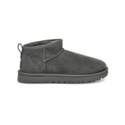 UGG クラシック ウルトラ ミニ グレー 1116109 - 日常の快適さのためのふわふわシープスキンブーツ