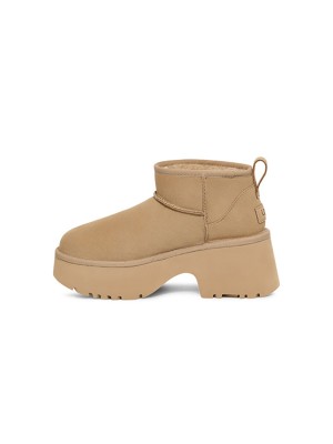 UGG Classic Ultra Mini New Heights 1158311 - Trendy Sheepskin Boots with Elevated Platform Sole