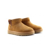 UGG レディース クラシック ウルトラ ミニ ジップ ブーツ チェスナット/オレンジソーダ 1143984 - 着脱が簡単なサイドジップ付き、シープスキンライニングのスエードブーツ