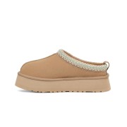 UGG レディース タズ スリッパ サンド 1122553 - 室内外で履ける快適なシープスキンプラットフォームスリッパ