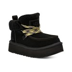 UGG Damen Funkarra Cabin Cuff Stiefel Schwarz 1143954 mit Schaffellfutter und Schnürdesign