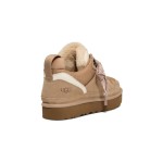 UGG レディース Lowmel サンド 1144032 - スタイリッシュなシープスキン裏地付きスエードスニーカー