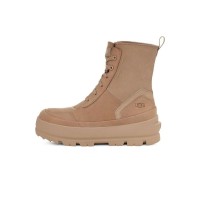 UGG Damen Lug Boot Sand 1143833 - Stilvolle Wildleder-Plattformstiefel für ganztägigen Komfort