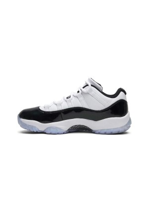 Air Jordan 11 Low ‘Concord’ 528895-145 - Weiße und Schwarze Sneaker mit Lackleder & Eisblauer Außensohle