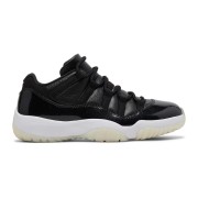 Air Jordan 11 Low Retro AV2187-001 – Zeitloser schwarzer Patent-Leder Sneaker mit milchiger Außensohle