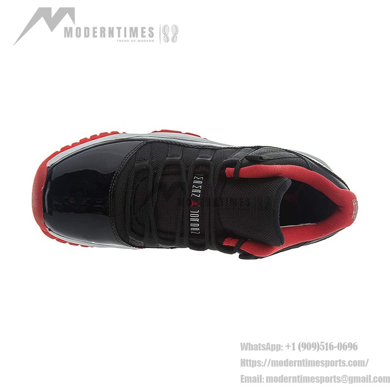 Air Jordan 11 Low 'Bred' 528896-012 – ブラック＆レッドのパテントレザー仕上げスニーカー