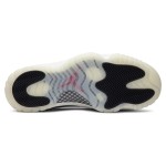 프리미엄 스네이크스킨 디테일이 돋보이는 Air Jordan 11 Low Light Bone Snakeskin CD6846-002