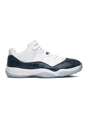 Air Jordan 11 Low "Navy Snakeskin" CD6846-102 - Premium Weißer und Marineblauer Sneaker mit Auffälligem Schlangenhaut-Detail und Eisiger Sohle