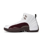 Air Jordan 12 Retro "Weiß/Burgunderrot" DV6989-100 - Elegante Weiße Sneaker mit Burgunderroten Wildleder-Akzenten