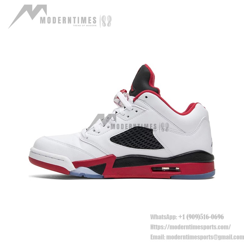  Air Jordan 5 Low 819171-101 Weiße Ledersneaker mit Roten & Schwarzen Akzenten