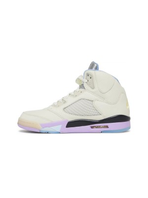 Air Jordan 5 Retro DV4982-175 - 파스텔 포인트와 반사 텅이 돋보이는 크림 가죽 스니커즈