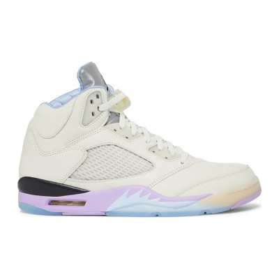 Air Jordan 5 Retro DV4982-175 - クリームレザーにパステルアクセントと反射するシュータンが特徴のスニーカー