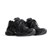 Balenciaga Men’s Runner Sneaker - Sleek All-Black Design with Premium Comfort for Urban Street Style