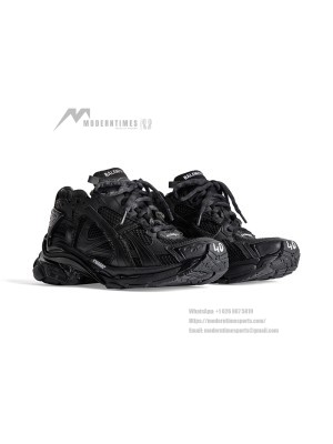 Balenciaga Men’s Runner Sneaker - Sleek All-Black Design with Premium Comfort for Urban Street Style
