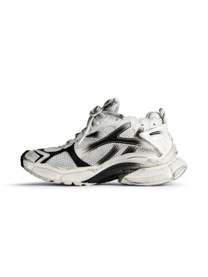 Balenciaga Men's Runner Gradient Sneaker - Bold Black & White Design with Premium Comfort for Street Style