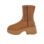 UGG Damen Classic Twin Seam New Heights Plateau Stiefel in Kastanienbraun