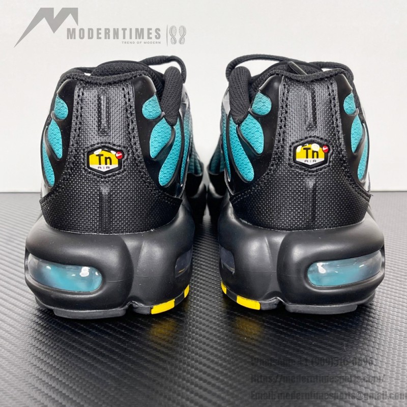 Nike Air Max Plus DM0032-016 Black Aurora Green TN sneakers for cyber streetwear outfits
