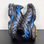 Nike Air Max Plus DM0032-041 Black Blue Crystal TN sneakers for reflective streetwear outfits