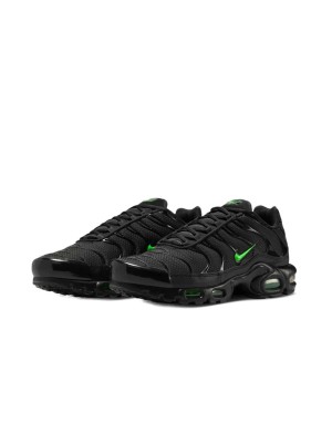 Nike Air Max Plus DM0032-024 Black Green Strike TN Sneakers – Neon Techwear Streetwear Shoes for Men