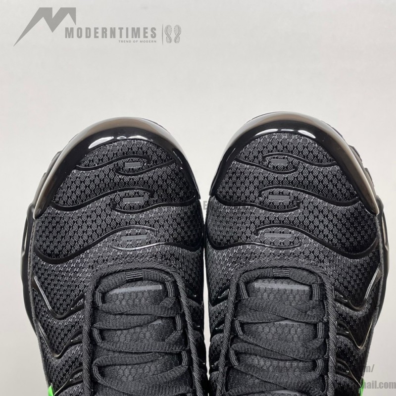 Nike Air Max Plus DM0032-024 Black Green Strike TN sneakers for neon techwear streetwear outfits