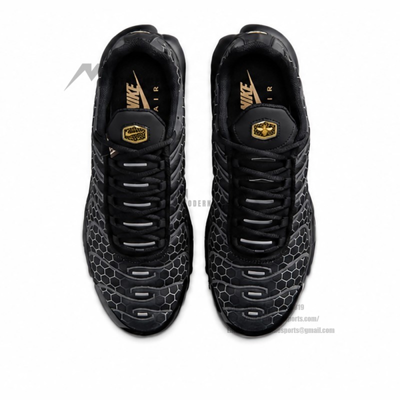 Nike Air Max Plus Black Honey IQ0287-010 TN sneakers with honeycomb pattern upper