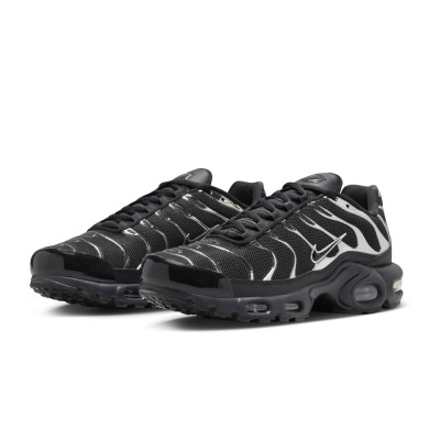 Nike Air Max Plus HJ9743-001 Black Metallic Silver TN Sneakers – Chrome Shadow Streetwear Shoes for Men
