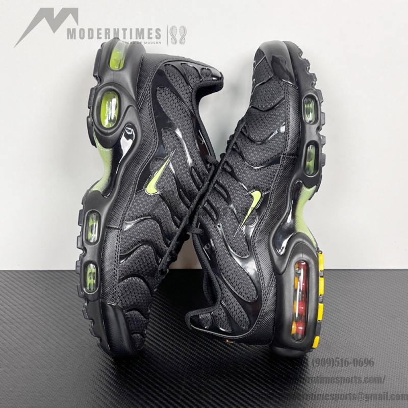 Nike Air Max Plus DM0032-036 Black Volt Ice TN sneakers for men’s dark techwear streetwear outfits