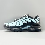 Nike Air Max Plus Tiffany CV8838-400 TN sneakers with Hyper Blue gradient mesh upper