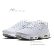 Nike Air Max Plus 604133-139 White Cool Grey TN Sneakers – Clean Lifestyle Streetwear Shoes for Men