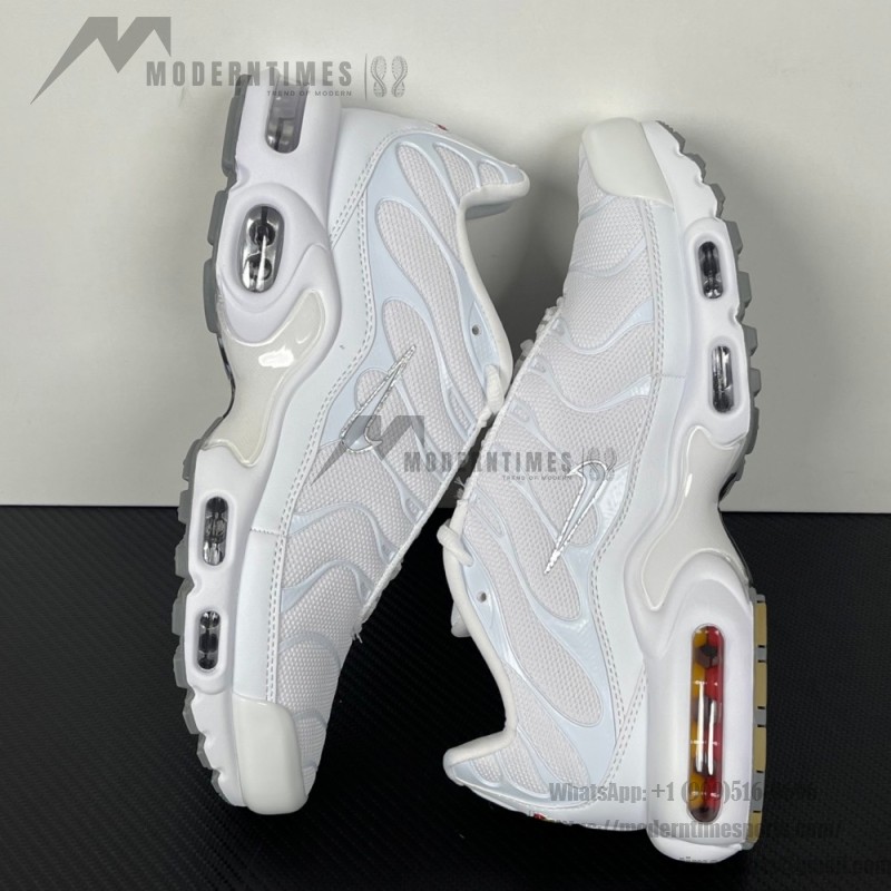 Nike Air Max Plus 604133-139 White Cool Grey TN sneakers with clean lifestyle design