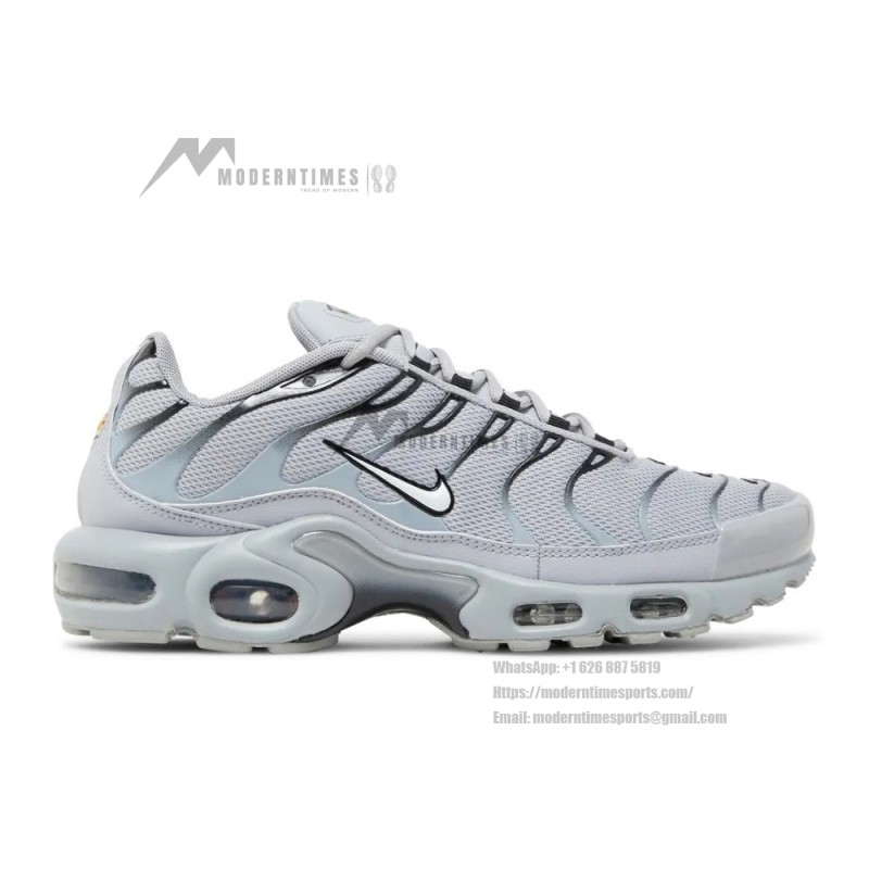 Nike Air Max Plus White Pure Platinum TN sneakers with monochrome streetwear design