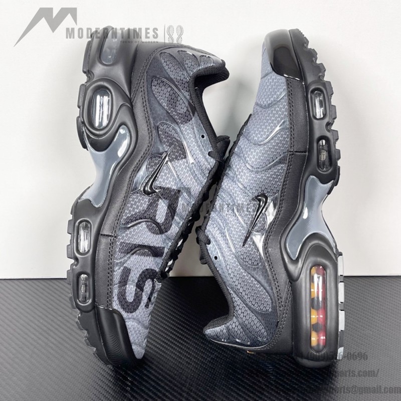 PSG x Nike Air Max Plus IB2253-001 Paris Techwear TN sneakers for football streetwear outfits