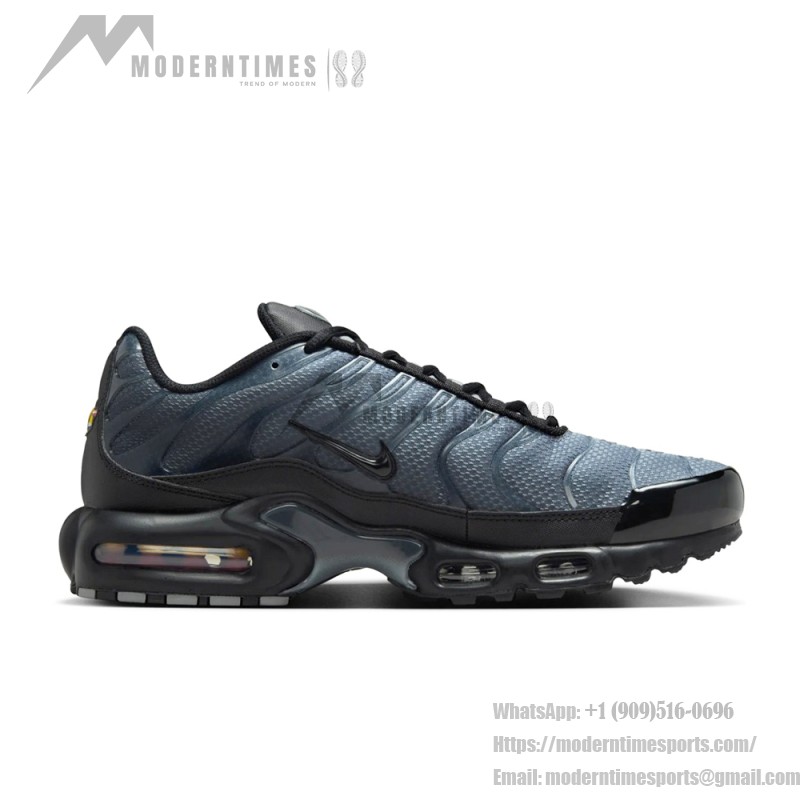 PSG x Nike Air Max Plus IB2253-001 Paris Techwear TN sneakers for football streetwear outfits
