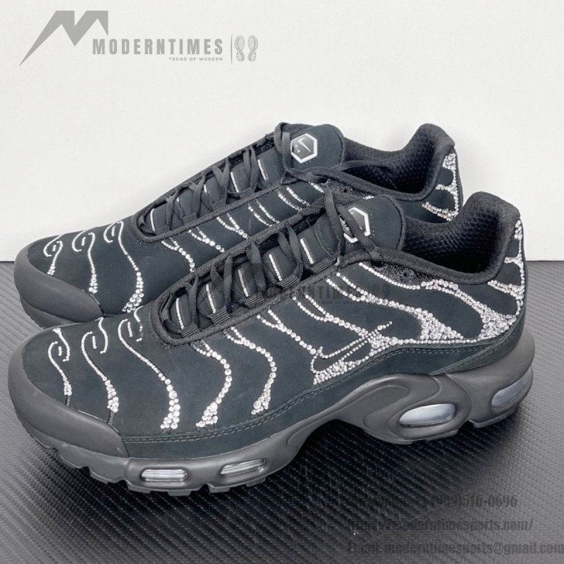 Swarovski x Nike Air Max Plus Moonlight Black Crystal FZ4237-001 reflective TN sneakers for streetwear outfits