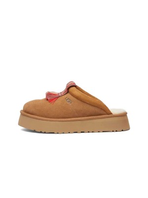 UGG Damen Tazzle Hausschuhe Kastanienbraun 1152677 - Gemütliche Lammfell-Plattformpantoffeln mit Quasten-Detail