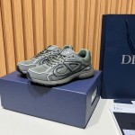 DIOR B30 Olive Green Designer Sneakers for Men and Women DIOR B30 Low-Top Olive Sneakers 3SN279ZRD H680 Luxury Mesh Calfskin Shoes
