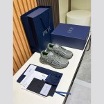 DIOR B30 Olive Green Designer Sneakers for Men and Women DIOR B30 Low-Top Olive Sneakers 3SN279ZRD H680 Luxury Mesh Calfskin Shoes