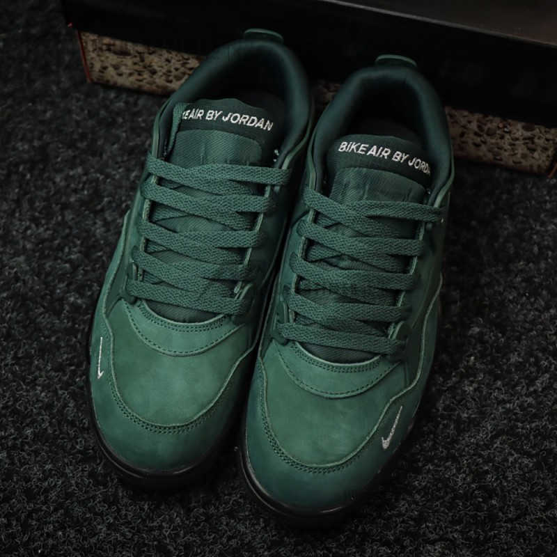 Air Jordan 4 x Nigel Sylvester "Pro Green" HF4334-300 - Collaborative Forest Green Sneakers Air Jordan 4 x Nigel Sylvester "Pro Green" HF4334-300 low-top sneakers in forest green