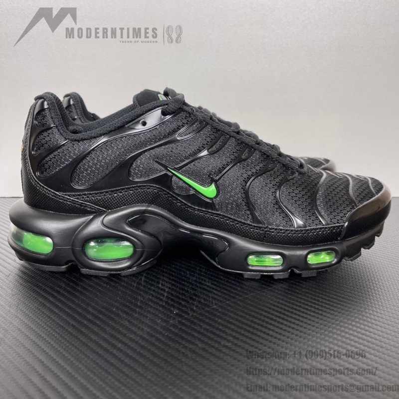 Nike Air Max Plus DM0032-024 Black Green Strike TN sneakers for neon techwear streetwear outfits
