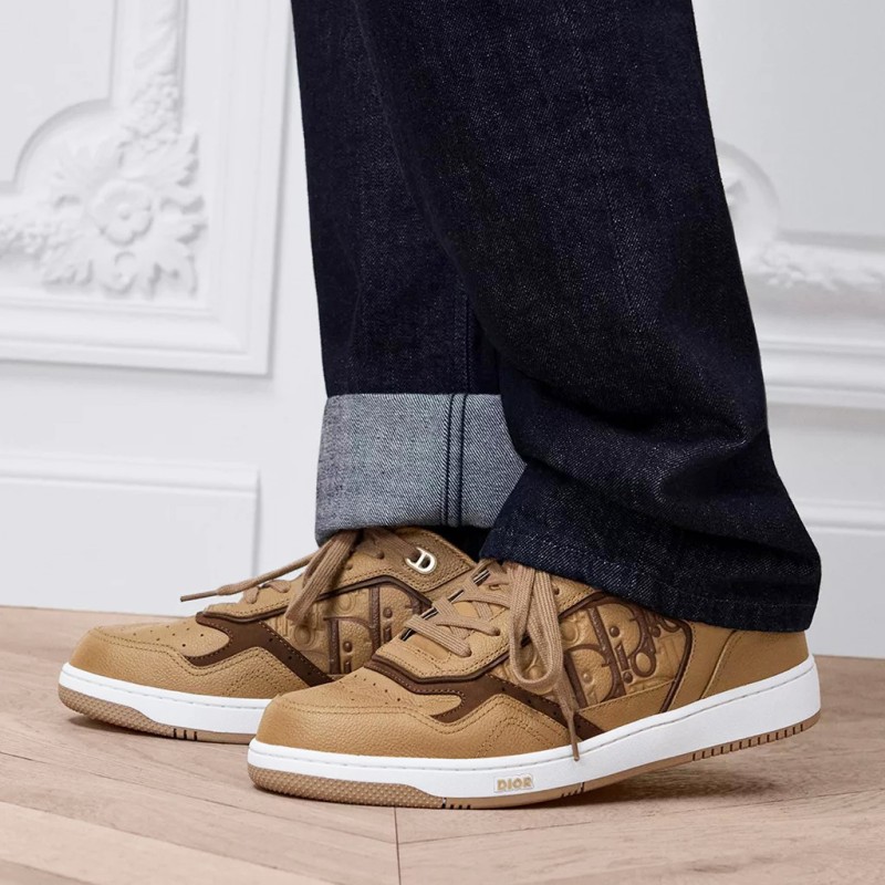 DIOR B27 Uptown Low-Top Sneaker 3SN272AFD H710 in beige grained calfskin with Dior Gravity leather, single side view