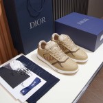 DIOR B27 Uptown Low-Top Sneaker 3SN272AFD H710 in beige grained calfskin with Dior Gravity leather, single side view