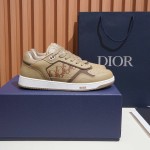 DIOR B27 Uptown Low-Top Sneaker 3SN272AFD H710 in beige grained calfskin with Dior Gravity leather, single side view