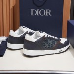 DIOR B27 Uptown Low-Top Sneaker 3SN272AFY H58E in calfskin and a blue Dior Oblique denim panel, single side view