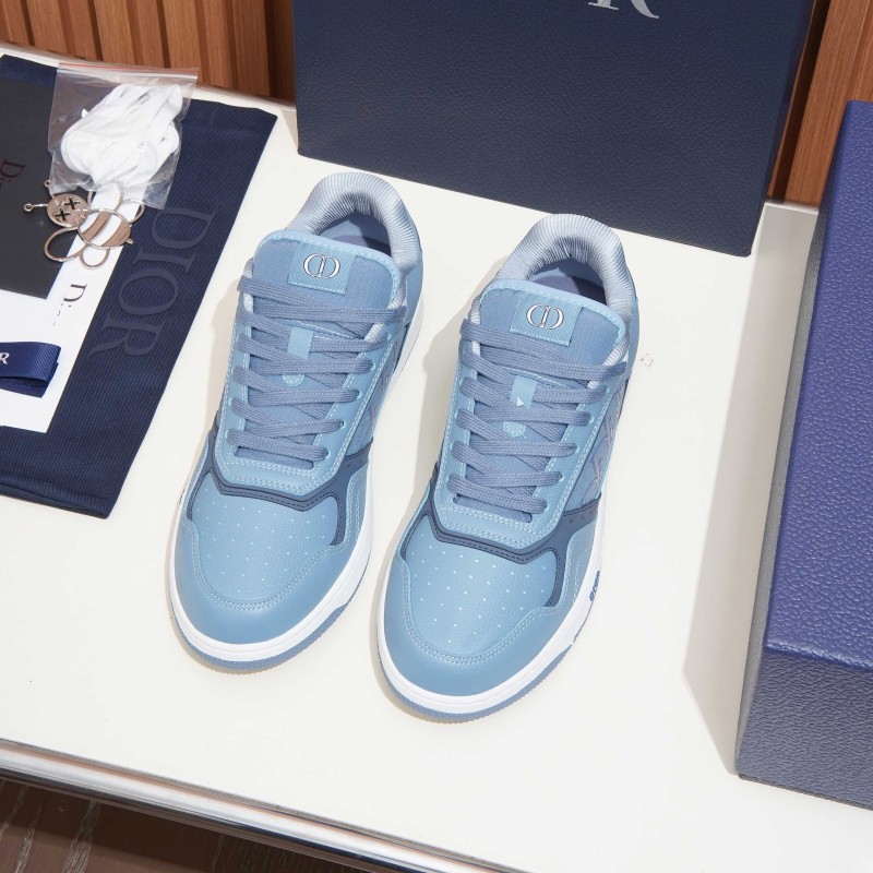 DIOR B27 Uptown Low-Top Sneaker 3SN272AFD H50B in light blue grained calfskin with Dior Gravity leather, single side view