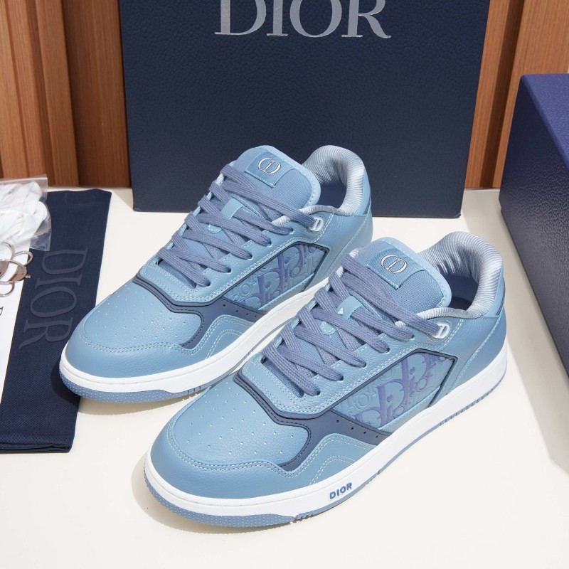 DIOR B27 Uptown Low-Top Sneaker 3SN272AFD H50B in light blue grained calfskin with Dior Gravity leather, single side view